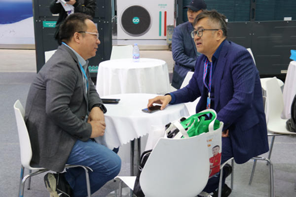 斬獲2023HPE中國熱泵展創(chuàng)新產(chǎn)品獎，哈唯以創(chuàng)新打造“有品質(zhì)的空氣能”