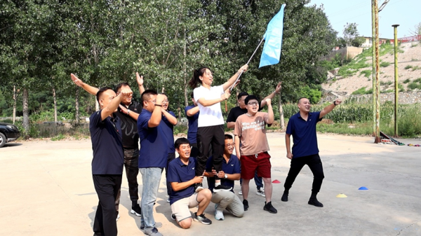 哈唯西柏坡會(huì)議|逆勢(shì)增長(zhǎng)，向新出發(fā)