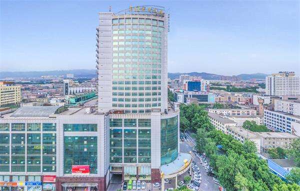 打造高效企業(yè)，商業(yè)空氣能熱泵熱水機(jī)讓你收獲頗豐